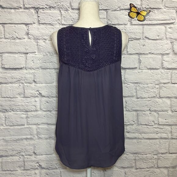 Kismet Sleeveless Crochet Yoke Relaxed Fit Top Size Extra Small - Picture 5 of 10